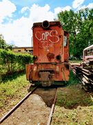 Wrak Lxd2-453 przed lokomotywownią Piaseczno Miasto. 30.05.2021 Fot. Mikołaj Łuszczyński